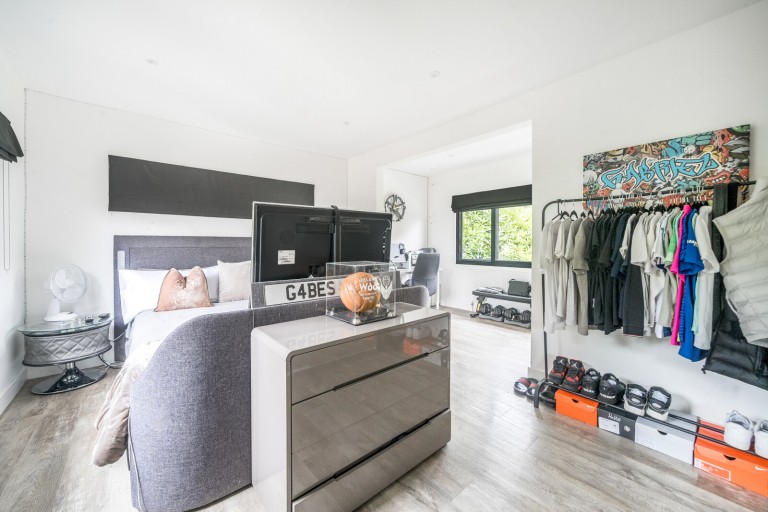 Images for Churt, Farnham, Hampshire