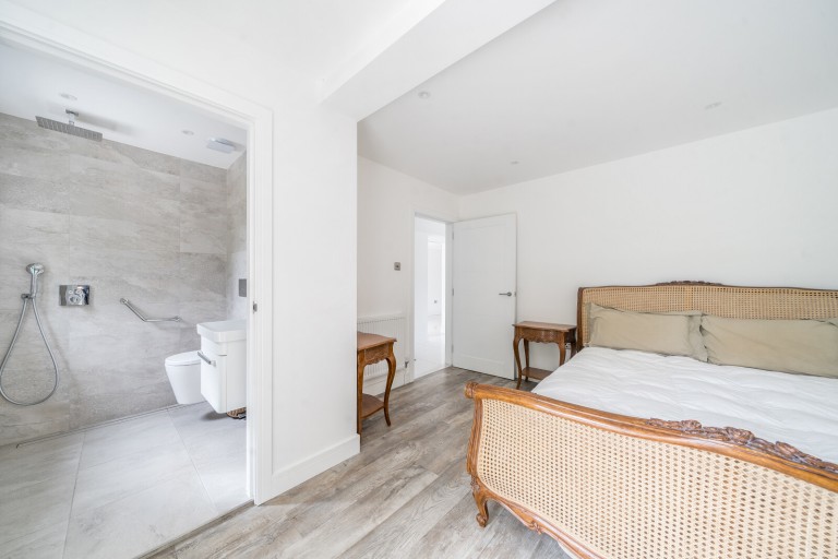 Images for Churt, Farnham, Hampshire