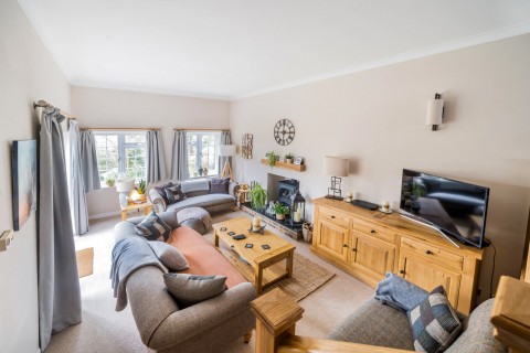Click the photo for more details of Vine Lane, Wrecclesham, Farnham, GU10