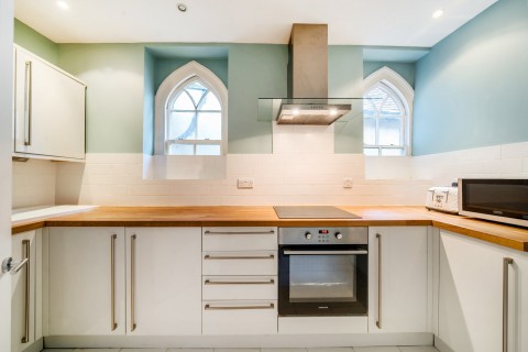 Click the photo for more details of Caxton Yard, Farnham, Surrey