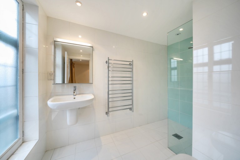 Images for Caxton Yard, Farnham, Surrey