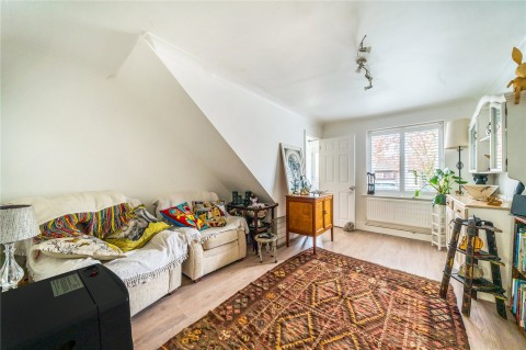 Click the photo for more details of Weywood Close, Farnham, GU9