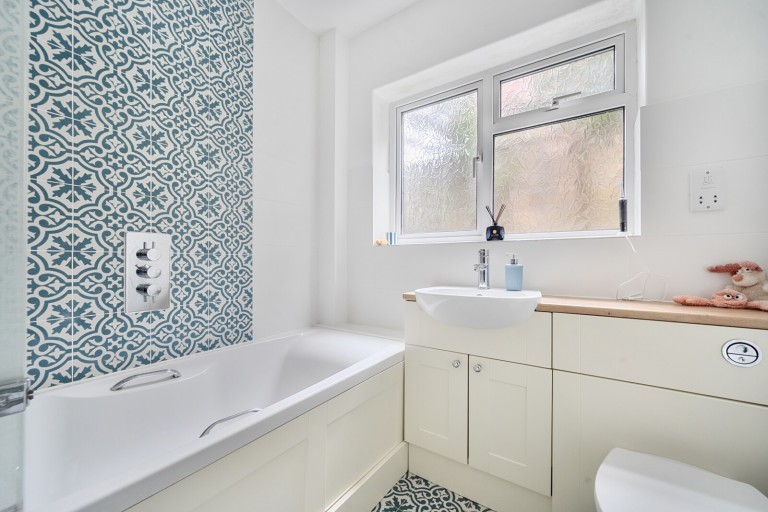 Images for Abbots Ride, Farnham, Surrey