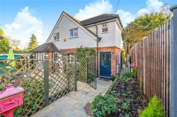 Images for Sunnydell Lane, Farnham, GU10