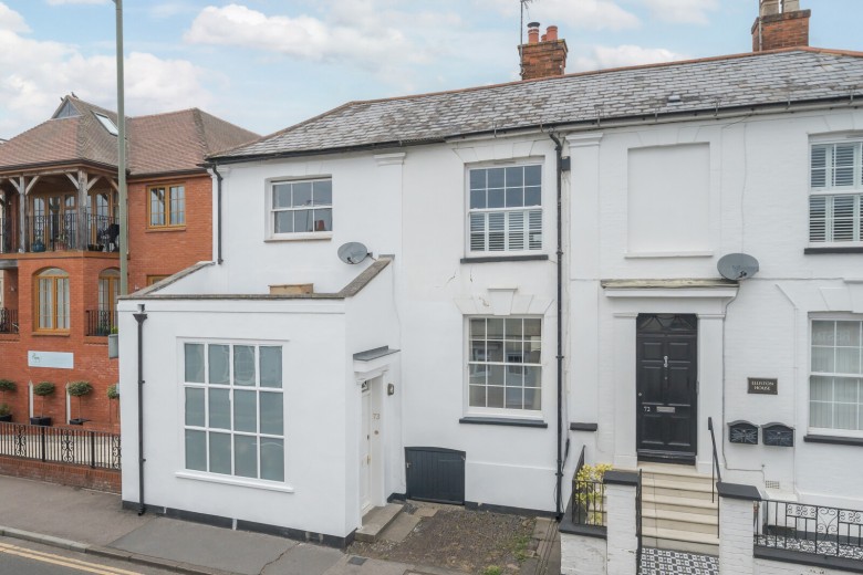 Click the photo for more details of East Street, Farnham, GU9