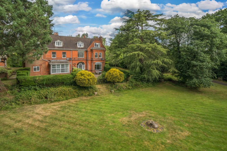 Click the photo for more details of Lower Hale, Farnham, GU9