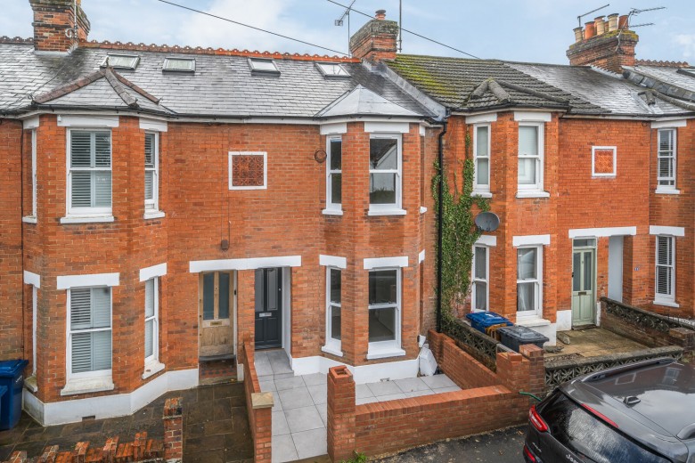 Click the photo for more details of Park Road, Farnham, GU9