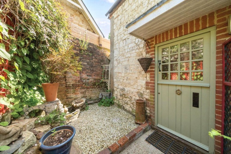 Images for Mead Lane, Farnham, Surrey