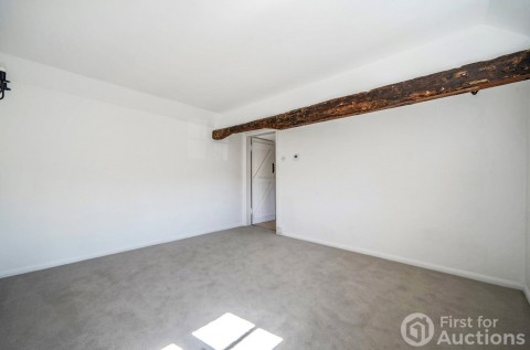 Click the photo for more details of Mead Lane, Farnham, Surrey