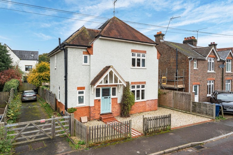 Images for Edward Road, Farnham, GU9