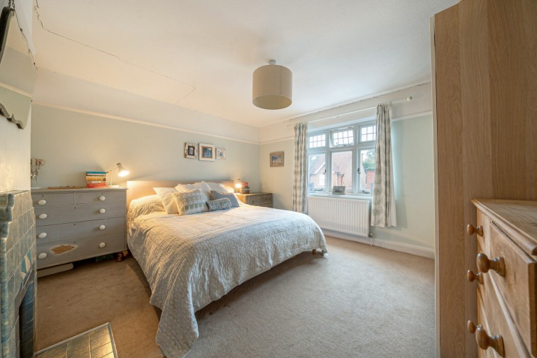 Images for Edward Road, Farnham, Surrey