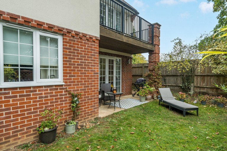 Images for Ridgway Road, Farnham, Surrey