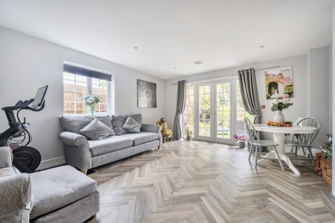 Click the photo for more details of Ridgway Road, Farnham, Surrey