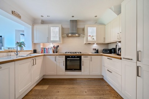 Click the photo for more details of St. Peters Gardens, Wrecclesham, Farnham, GU10
