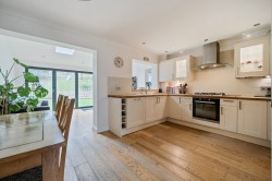 Images for St. Peters Gardens, Wrecclesham, Farnham, GU10