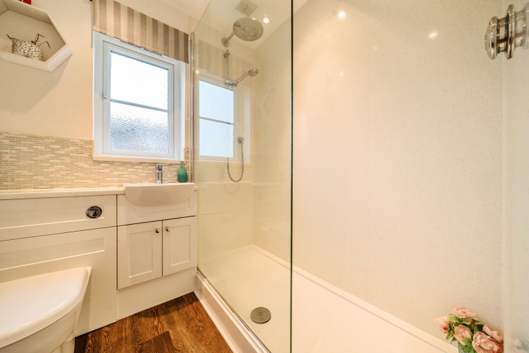 Images for Crosby Way, Farnham, GU9