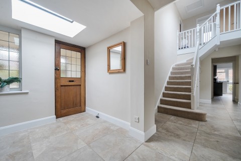 Click the photo for more details of Shortheath Crest, Farnham, GU9