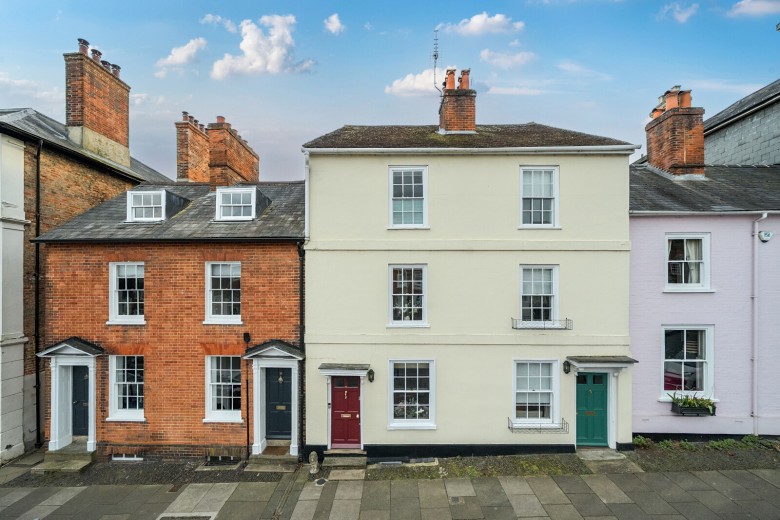 Click the photo for more details of Castle Street, Farnham, GU9