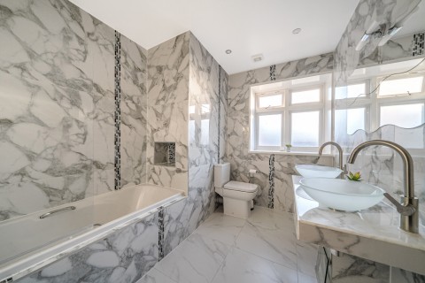 Click the photo for more details of The Borough, Farnham, GU9
