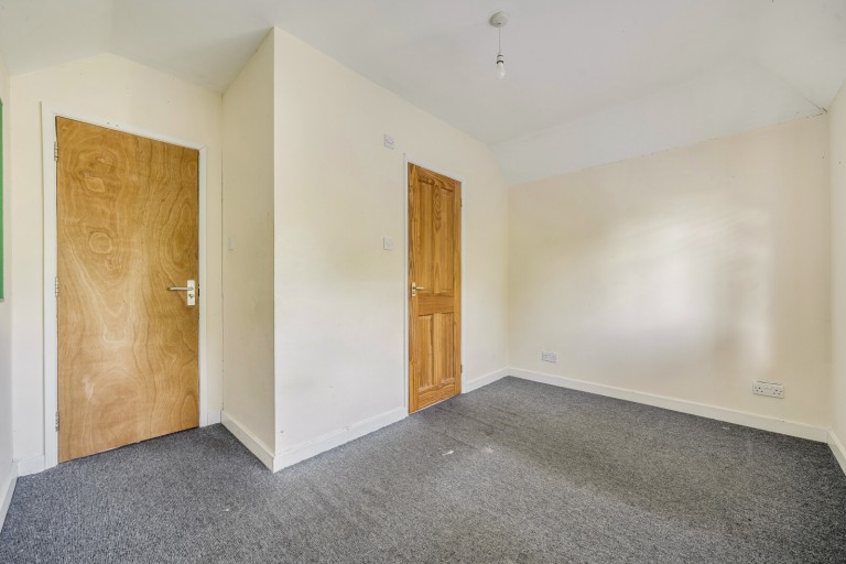 Images for Potters Gate, Farnham, Surrey