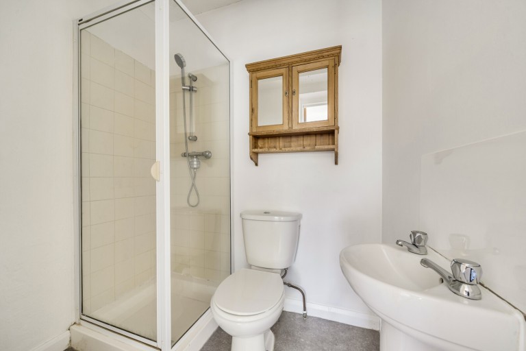 Images for Potters Gate, Farnham, Surrey