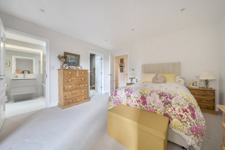 Images for South Street, Farnham, Surrey