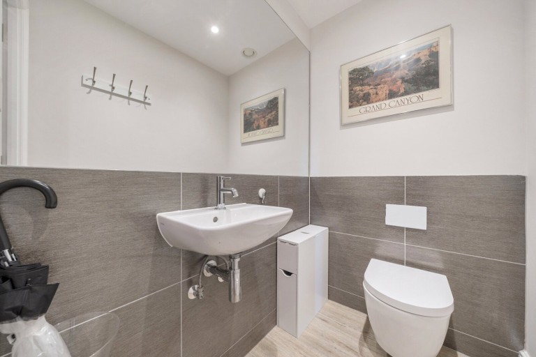 Images for South Street, Farnham, Surrey