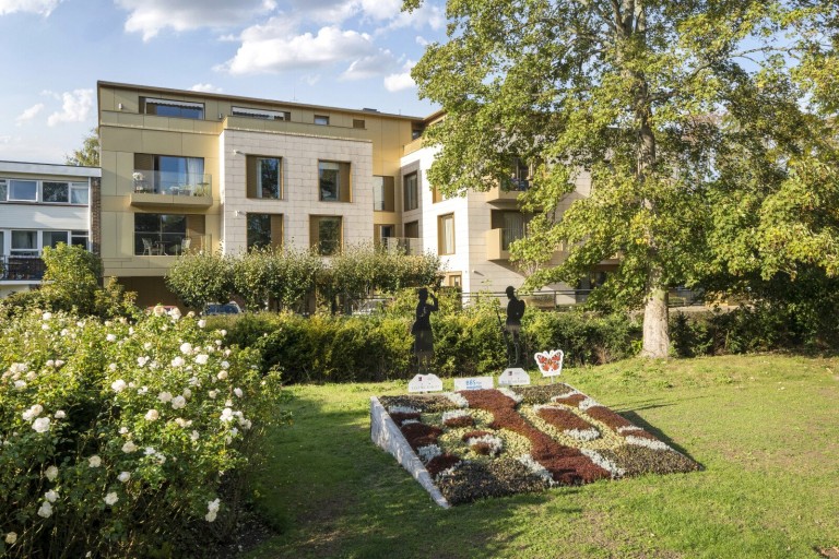 Images for South Street, Farnham, Surrey