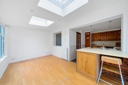 Images for Stewards Rise, Wrecclesham, Farnham, GU10