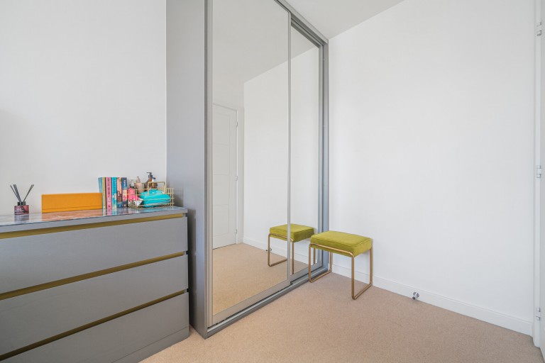 Images for Threadneedle Road, Farnham, Surrey