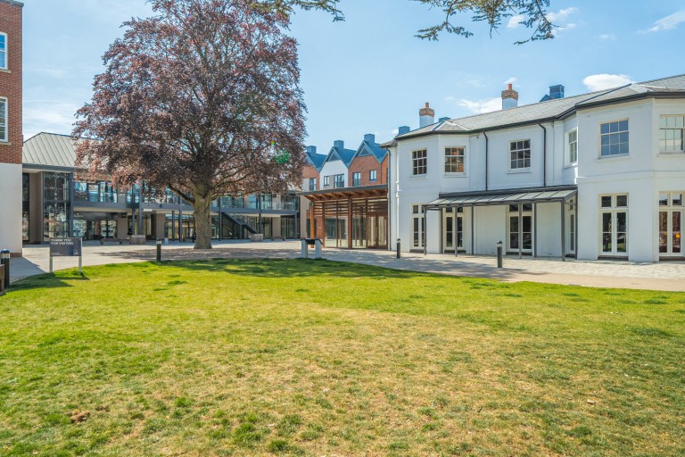 Images for Threadneedle Road, Farnham, Surrey