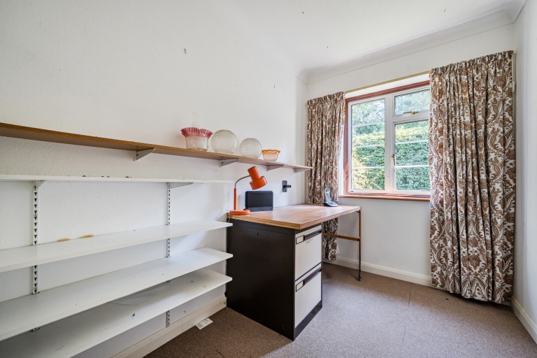 Images for Avenue Road, Farnborough, Hampshire