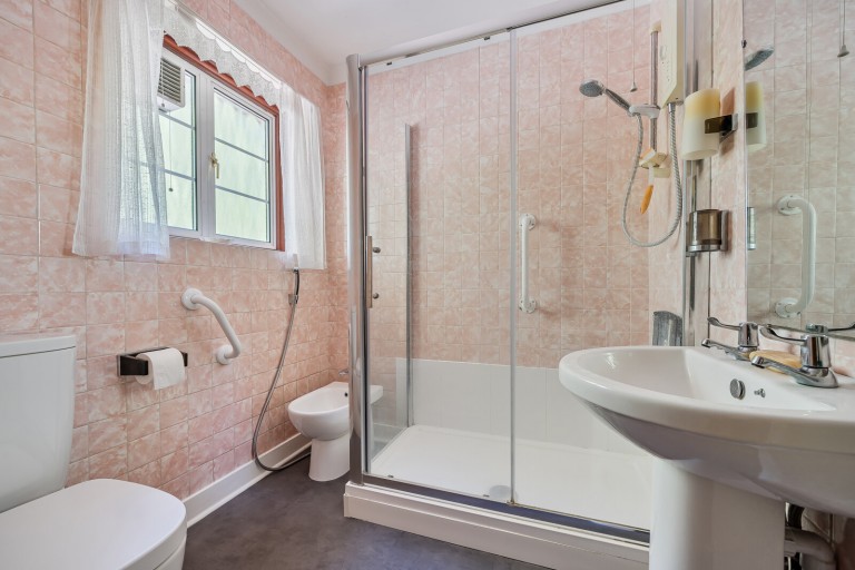 Images for Avenue Road, Farnborough, Hampshire