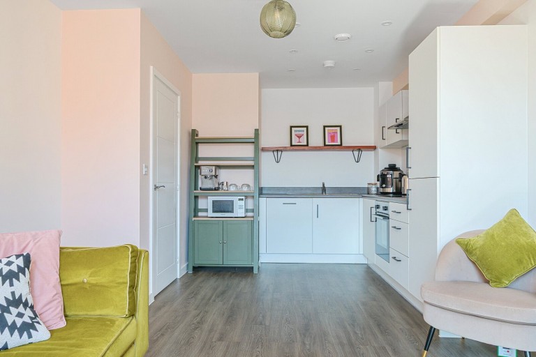 Images for Threadneedle Road, Farnham, Surrey