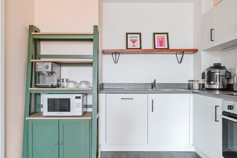Images for Threadneedle Road, Farnham, Surrey