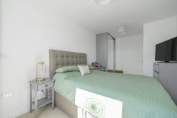 Images for Threadneedle Road, Farnham, Surrey