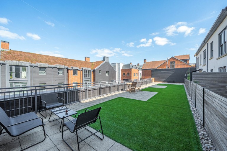 Images for Threadneedle Road, Farnham, Surrey