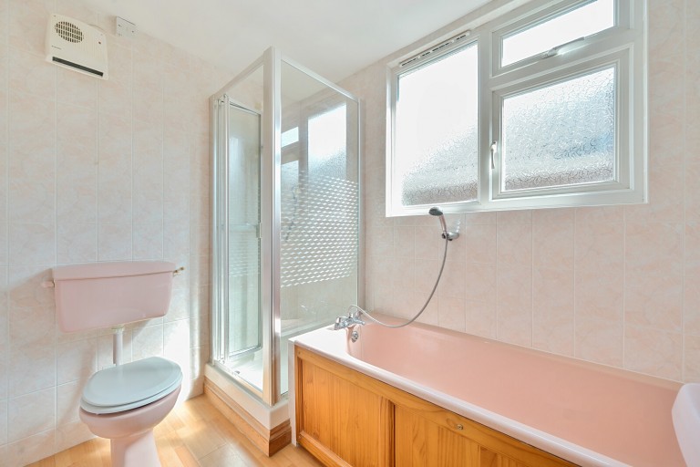 Images for Beam Hollow, Farnham, Surrey