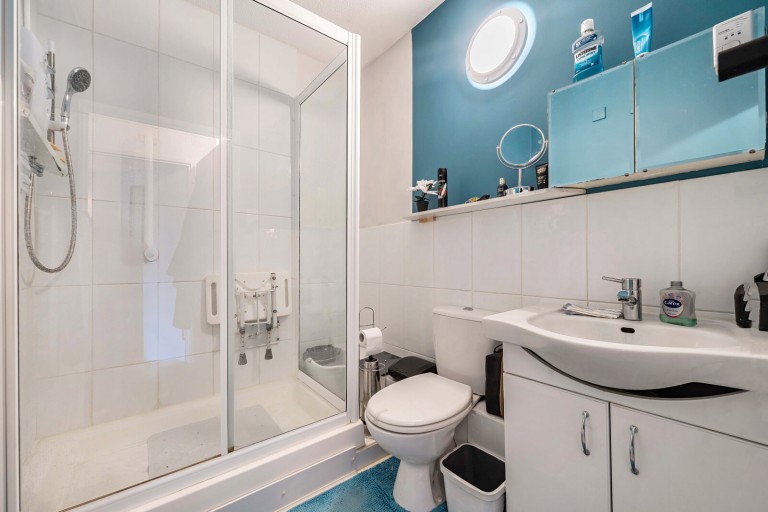 Images for South Street, Farnham, Surrey