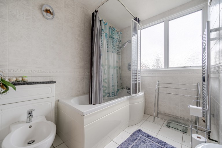 Images for Little Green Lane, Farnham, Surrey