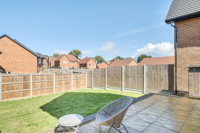 Images for Cardinal Way, Farnham, Surrey