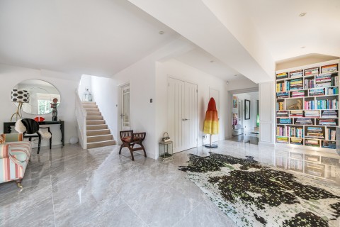 Click the photo for more details of Compton Way, Farnham, Surrey
