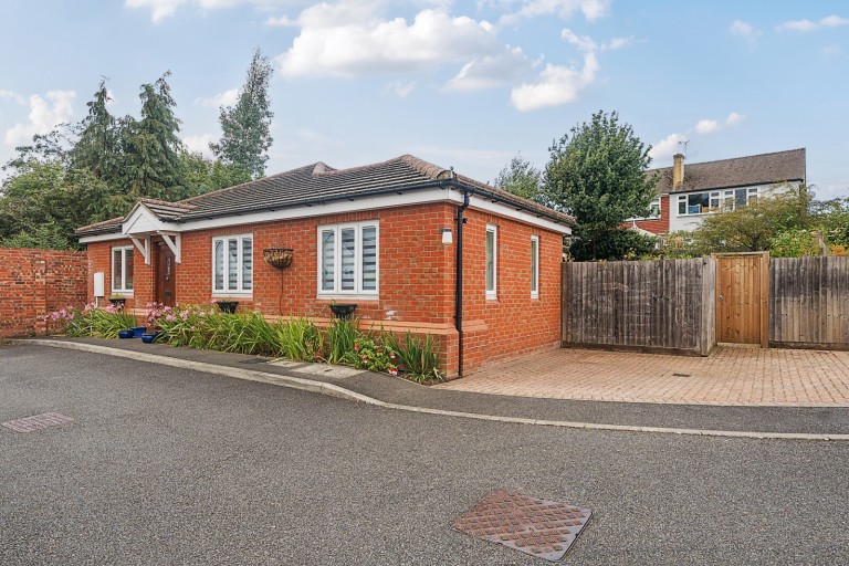 Images for Stanley Close, Farnham, Surrey