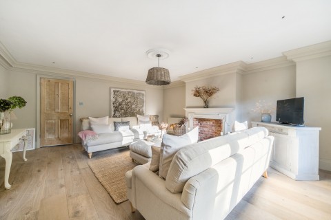 Click the photo for more details of Frith End Road, Frith End, Hampshire