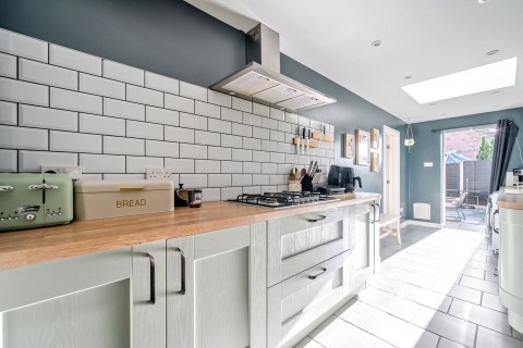 Click the photo for more details of Lindford, Bordon, Hampshire