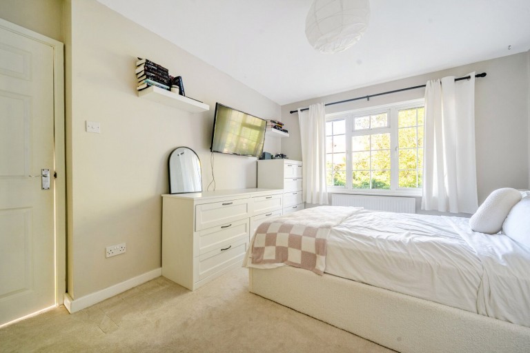 Images for Lindford, Bordon, Hampshire