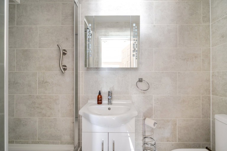 Images for Lindford, Bordon, Hampshire