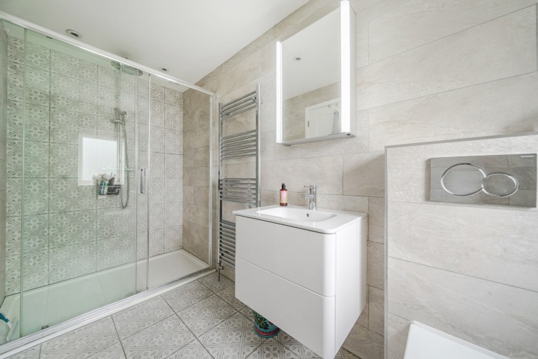Images for Shortheath Road, Farnham, Surrey