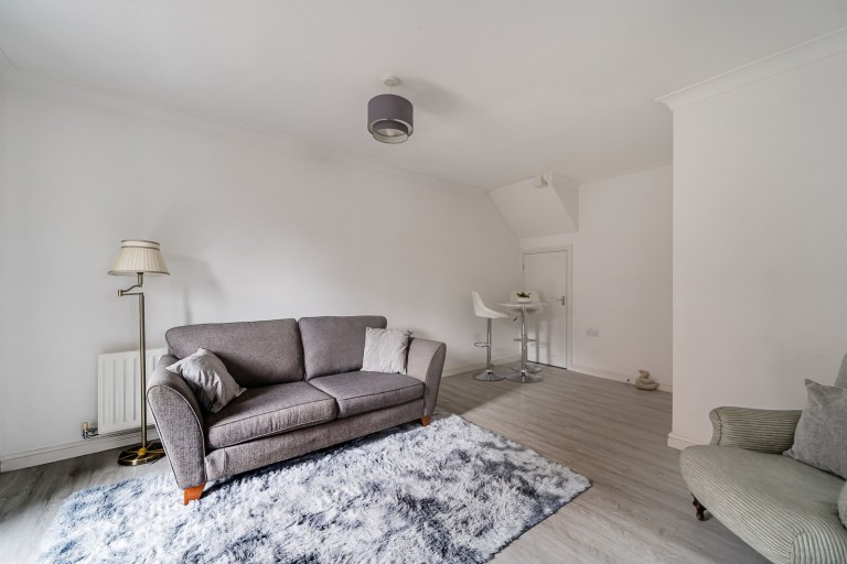 Images for Kingfisher Road, Farnham, Surrey