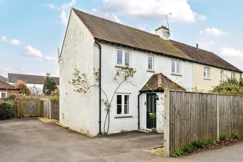 Click the photo for more details of Arthur Road, Farnham, Surrey